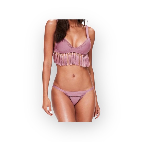 Missguided ꧁ Crochet Cut Out Knit Fringe 2 Piece Bikini Set ꧂ Pastel Purple ꧁ 2 - Picture 1 of 16